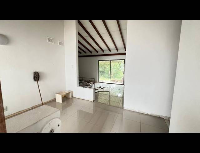 3 BEDROOM HOUSE FOR SALE IN BEREA WEST